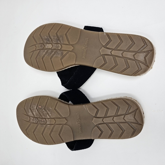 Minnetonka Peace Sign Suede Leather Black Flip Flops Sandals Size 9 - Picture 5 of 5